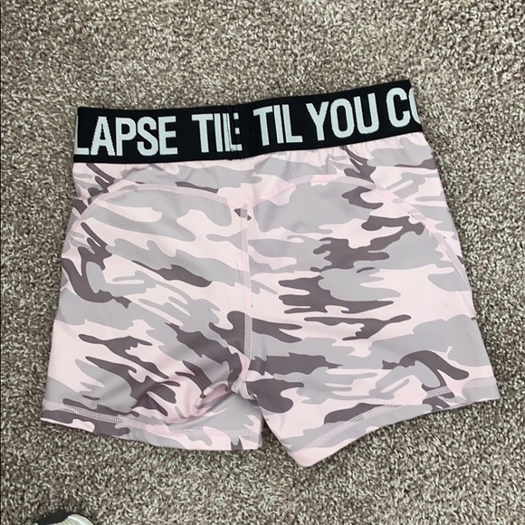 Workout shorts - Picture 2 of 3